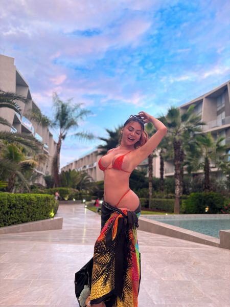 Visita mi Instagram @kayrafloresoficial; subo fotos actuales todos los días, para que compruebes mi belleza y feminidad.

Hola bbs soy una modelo trans top solo para hombres que saben de gustos exquisitos, educada, fina, higiénica, femenina con una piel sin bellos, muy morbosa con muchas ganas de que pases una linda experiencia y disfrutes del verdadero placer de estar con una hermosa mujer de cuerpo escultural y con un miembro de 21 cm de fácil erección, venosa, con mucha leche, que disfrutaras en su máxima calentura.

Experta en principiantes, Pasiva, Activa, Cambio de roles, Atención a parejas, Tríos, Orgías, Fetiches, Dominación, Lluvia dorada, Lluvia blanca, Beso negro y todo morbo, fantasía que fluya durante nuestro encuentro. Todo tipo de fiestas, blanca , verde etc, sin apuros ni complicaciones. Cuento con un closet de transformaciones pelucas, zapatos, disfraces, lencería y make up.

Me encuentro en un departamento privado, totalmente discreto las 24h, salidas y viajes previa coordinación. Miss fotos y vídeos son 100% real.

Besitos calientes donde mas te guste.... mua.

 

-----------------------------------------------------------------------

Visit my Instagram @kayrafloresoficial; I upload current photos every day, so you can check my beauty and femininity.

Hi bbs I am a trans top model only for men who know exquisite tastes, educated, fine, hygienic, feminine with a skin without beautiful, very morbid with much desire for you to spend a nice experience and enjoy the true pleasure of being with a beautiful woman of sculptural body and with a member of 21 cm of easy erection, venous, with a lot of milk, that you will enjoy in its maximum fever.

Expert in beginners, Passive, Active, Change of roles, Attention to couples, Threesomes, Orgies, Fetishes, Domination, Golden rain, White rain, Black kiss and all morbid, fantasy that flows during our meeting. All kinds of parties, white, green etc, without hurries or complications. I have a closet of transformations wigs, shoes, costumes, lingerie and make up.

I am in a private department, totally discreet 24 hours, departures and trips prior coordination. Miss photos and videos are 100% real.

Hot kisses wherever you like ... mua.