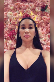 Hi I’m sharmaine I’m willing to make all your deepest goals appear correct in any way you'll be able to imagine.!..the sky's the limit when it comes to wanting,needing,and getting something special.!!!