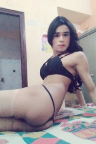A slim sexy tall educated escort who want only ganuine guys who really want to meet and take services..U have to meet me to know but one thing more there is no free lunch for anyone...... i can provide these services.....
Master n slave
Mistress session
Cd session
Seductive dance
Girlfriend expirence
Phone sex
Sex chat (with voice messages)
Video sex
role plays
Blow job
Group sex...
Golden shower and more if u want something else...... i have a safe and secure place... Enjoy