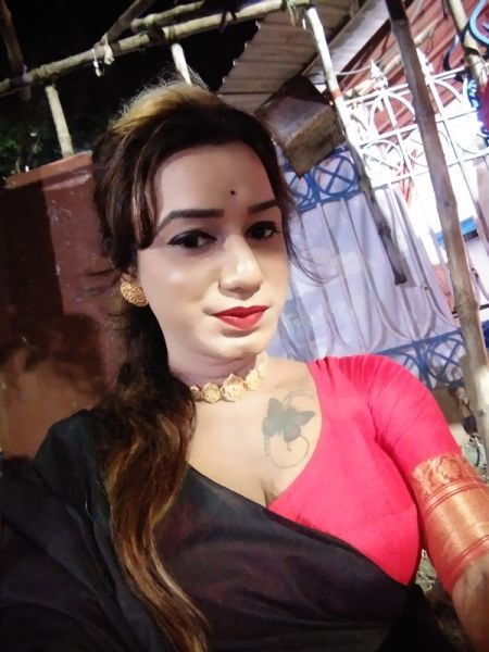 Hey guys.. myself Shona in your city for a short period of time..I m an pre-operated shemale with 6.5 active tool for online and offline services (only incalls).. Don't miss the chance to meet me and get the service of your dreams..