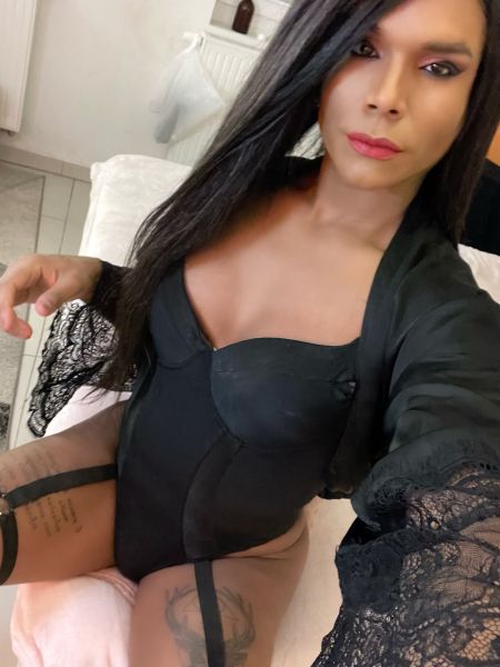+32498343916 Hi guys its me Paola Top trans new in town. I am here in antwerpen to make you fantasies come true, i love to be dominant , but i can be passive as well. I love to touching , kissing and have a good time . I have a natural beauty with very sexy eyes.