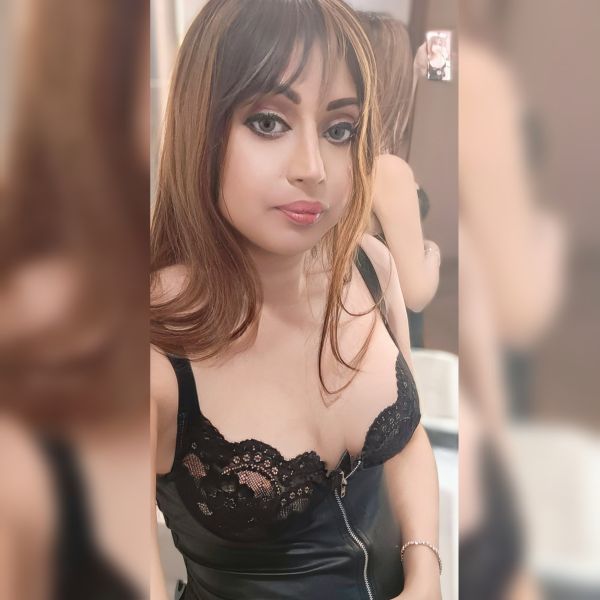 Shemale Sunayna for Webcam & Real meet



Most Desirable naturally feminine Sunayna fierce ,open minded Shemale/ladyboy/pre op T-girl, my pronouns are She/her.

Real Shemale with real 36CC boobs

I meet in real only after booking or webcam services